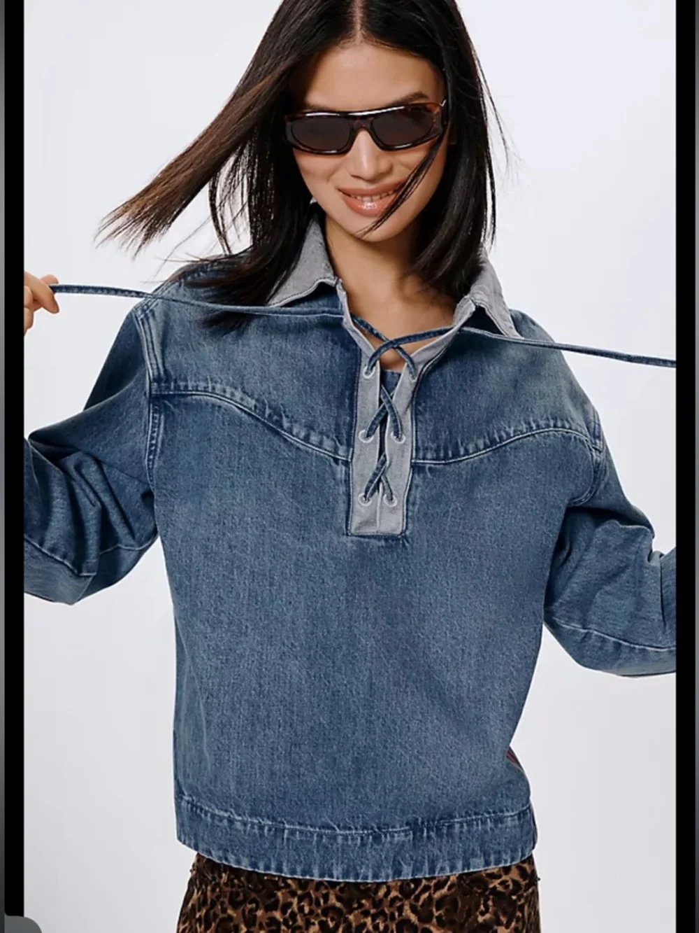 Damson Madder Women's Blue Denim Lace-Up Pullover Jacket - Picture 5 of 6